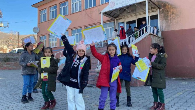 Karlıova’da ’Karsız’ Karne Heyecanı