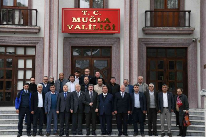 Vali Tavlı, Muhtar Dernek Ve Federasyonları İle Bir Araya Geldi