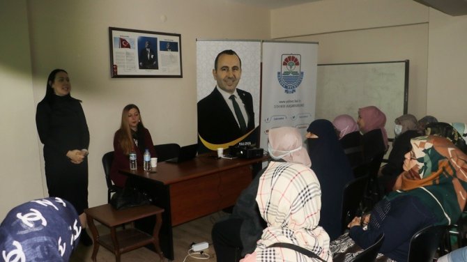 Yalova Belediyesi’nden Aile İçi İletişim Semineri