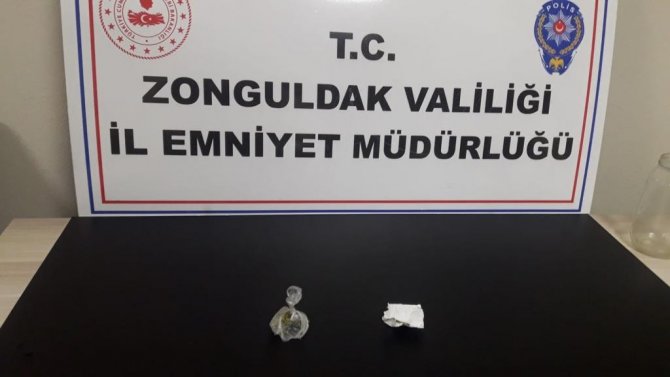 Narkotik Timlerinin Denetiminde 4 Şüpheli İle Birlikte Uyuşturucu Madde Ele Geçirildi