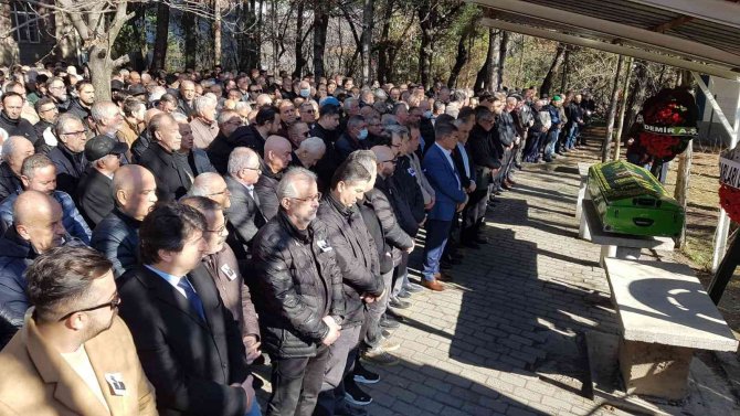 Karabükspor Eski Başkanı Nevzat Şahin Hayatını Kaybetti