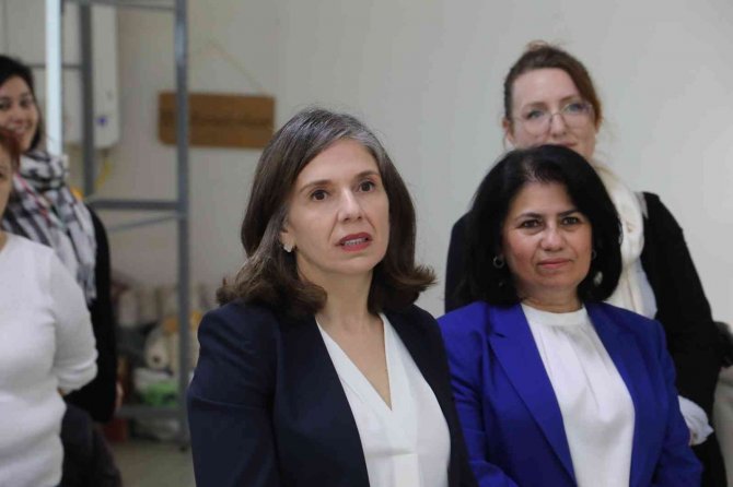 Abd İ̇stanbul Başkonsolosu Eadeh, İ̇zmit’te Kadın Üreticilerle Bir Araya Geldi