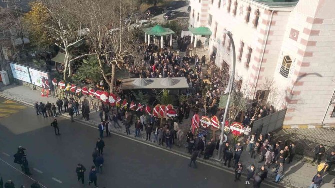 Dilovası Kurucu Belediye Başkanı Ercan Dalkılıç Hayatını Kaybetti