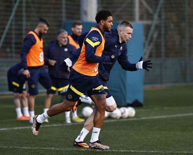 Fenerbahçe, Ümraniyespor Maçı Hazırlıklarını Sürdürdü