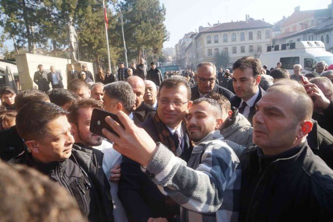 İ̇mamoğlu: "Altılı Masa Kararını Zamanı Geldiğinde Açıklayacaktır"