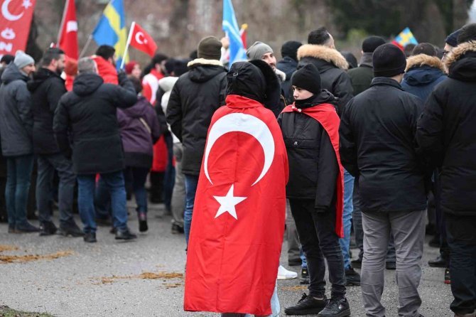 İ̇sveç’te Avrupa Türk Demokratlar Birliği’nden Cumhurbaşkanı Erdoğan’a Destek