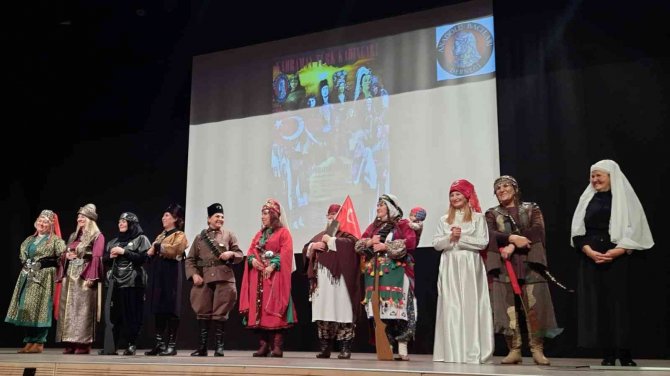 ‘Kahraman Türk Kadınları’ Belgesel Gösterisi Öğrencilerle Buluşmaya Devam Ediyor