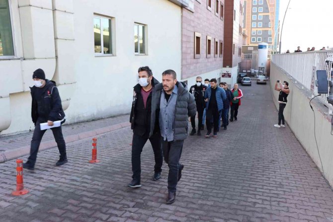 Kayseri’nin En Büyük ‘Sıvı Uyuşturucu’ Operasyonunda 3 Kişide Adliyede