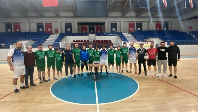 Gençlik Ve Spor İ̇lçe Müdürlüğü İle Gazeteciler Kozlarını Paylaştı