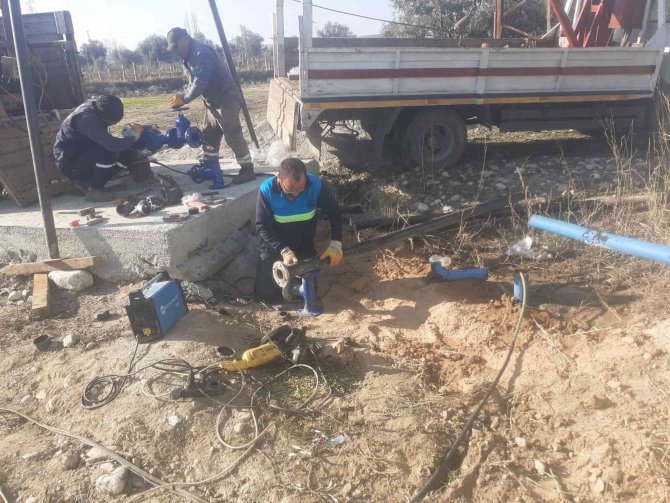 Maski̇ Hem Dere Yataklarını Temizledi Hem De Yeni Sondaj Kuyusu Açtı