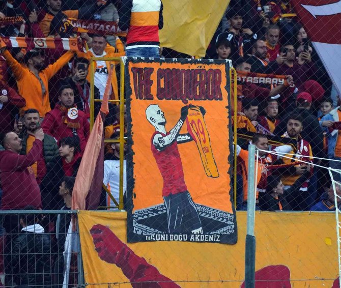 Spor Toto Süper Lig: Galatasaray: 0 - Antalyaspor: 0 (Maç Devam Ediyor)