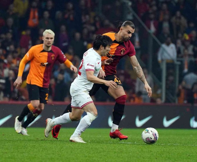 Spor Toto Süper Lig: Galatasaray: 2 - Antalyaspor: 1 (Maç Sonucu)