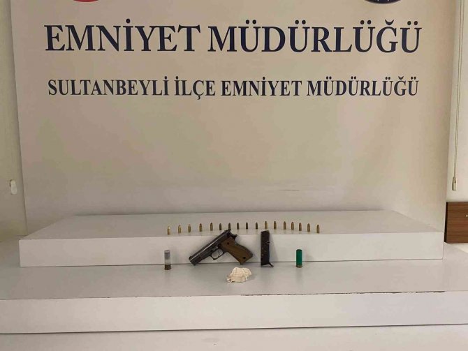 Sultanbeyli’de Park Halindeki Aracı Kundaklayan Şahıs Tutuklandı