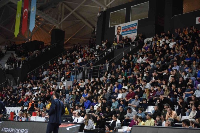 Basketbol Süper Ligi: Manisa Bbsk: 80 - Pınar Karşıyaka: 76