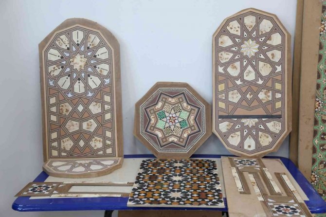 İ̇lk Kez Mısırlılar Tarafından Uygulanan Bu Sanat Yeniden Gün Yüzüne Çıkıyor