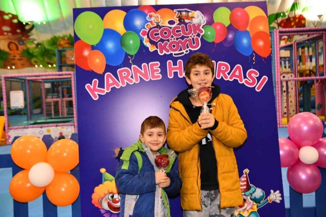 En Güzel Karne Hediyesi Başkan Yücel Yılmaz’dan