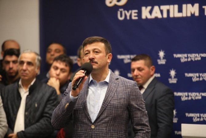 Ak Parti İ̇zmir’e 4 Yılda 237 Bin Üye Katıldı
