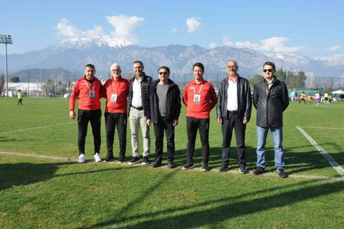 Altyapı Takımlarına Oryantasyon Ve Gelişim Kampı