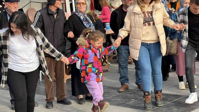 7’den 70’e Binlerce Kişi Hamsi Festivali’nde Buluştu