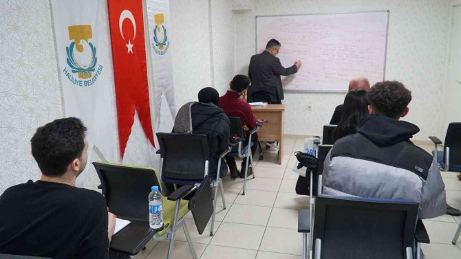 Haliliye’de Gençlere Bilgisayar Ve İ̇ngilizce Kursu