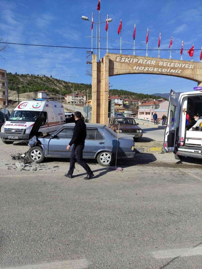 Karabük’te Trafik Kazası: 3 Yaralı
