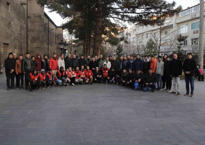 Başkan Büyükkılıç’tan İ̇sveç’e Kınama