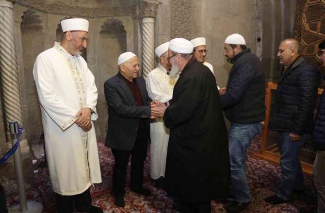Başkan Büyükkılıç’tan İ̇sveç’e Kınama
