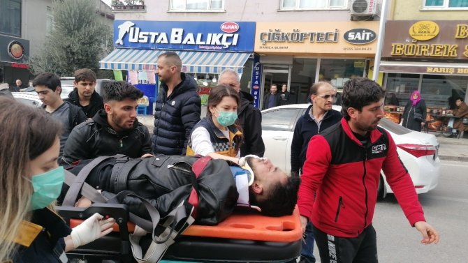Yanlayarak Yola Çıkan Otomobil Kazaya Sebep Oldu: 1 Ağır Yaralı