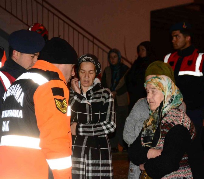 Her Gün Gittiği Fındıklıktan Dönmeyince Ekipler Seferber Oldu