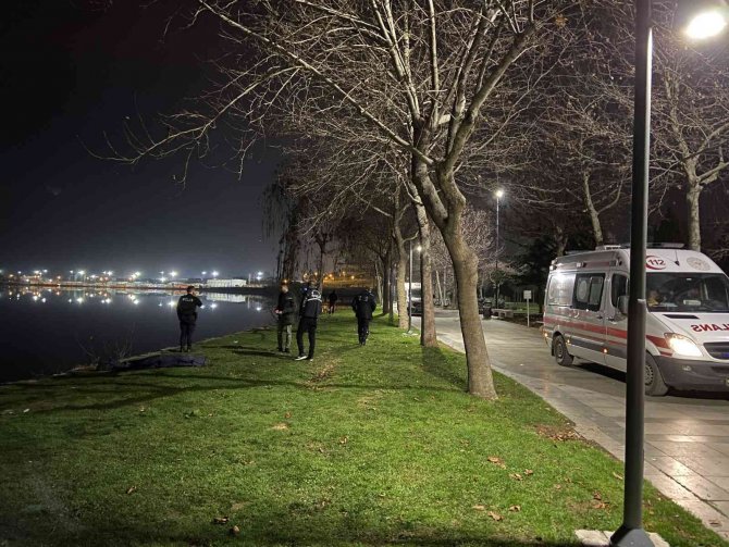 Küçükçekmece Gölü’nde Şüpheli Ölüm