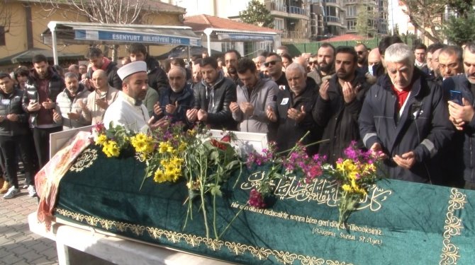 Malta’da Canice Öldürülen Pelin Kaya Son Yolculuğuna Uğurlandı
