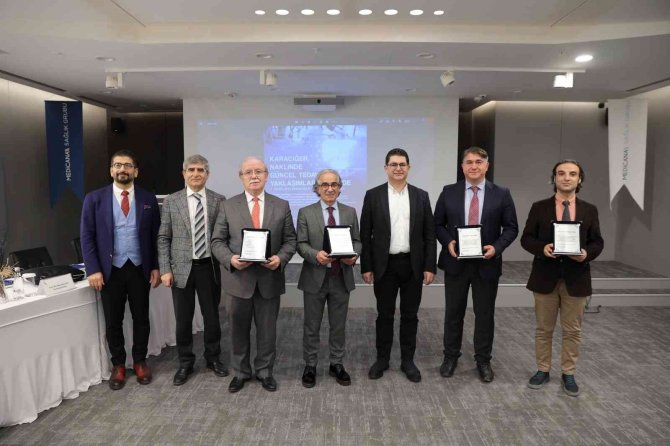 Medicana Sağlık Grubu’nun Düzenlediği Karaciğer Nakli Sempozyumuna Doktorlar Büyük İlgi Gösterdi