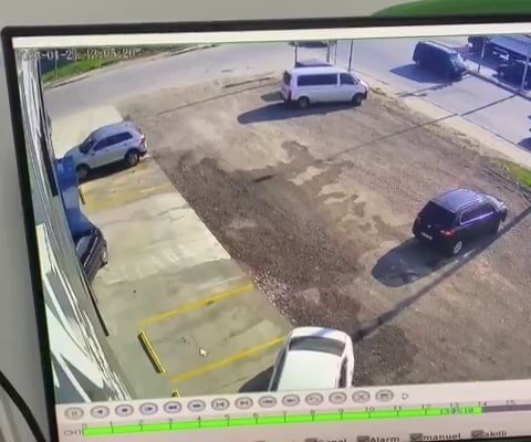 Ehliyeti Olmayan Sürücü Fren Yerine Gaza Basınca Olanlar Oldu