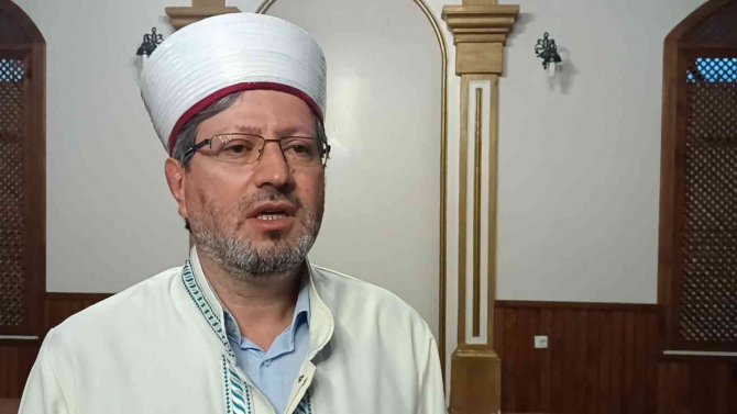 Sındırgılılar İ̇sveç’te Kur’an- I Kerim’e Yapılan Saldırıyı Kınadı