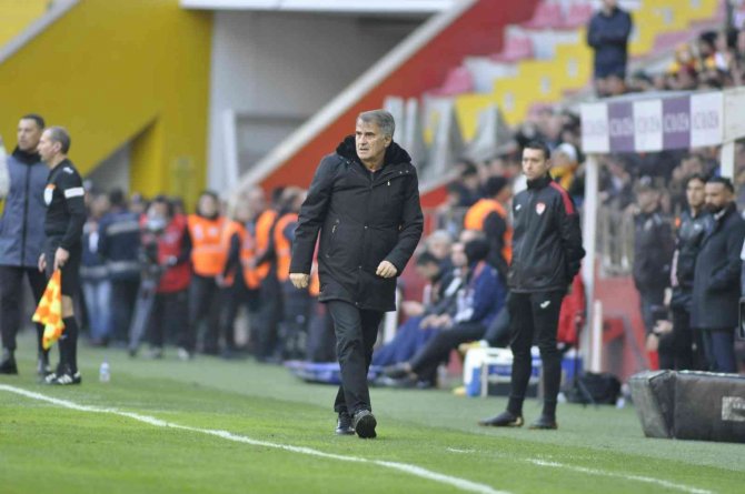 Spor Toto Süper Lig: Kayserispor: 0 - Beşiktaş: 2 (Maç Sonucu)