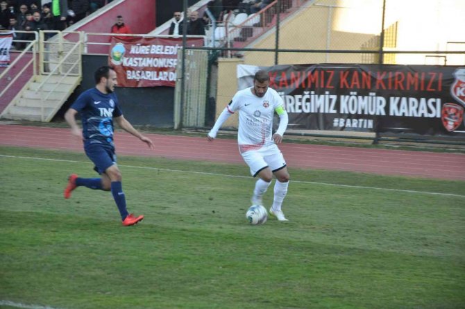 Tff 2. Lig: Gmg Kastamonuspor: 4 - Sarıyer: 1