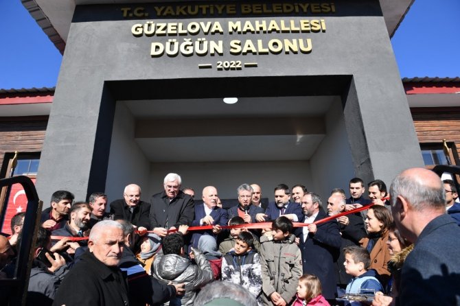 Yakutiye Belediyesi Tarafından Güzelova Mahallesi’nde Yaptırılan Muhtarlık Binası Ve Düğün Salonu Hizmete Açıldı