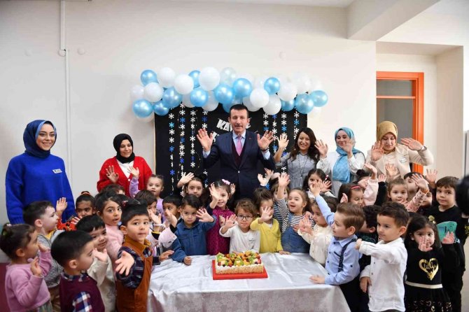 Altındağ Belediyesine Bağlı Kreşlerde Karne Sevinci