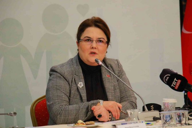 Bakan Yanık: “Aile Temelli Çalışmaları Üretiyor Ve Devam Ettiriyoruz”