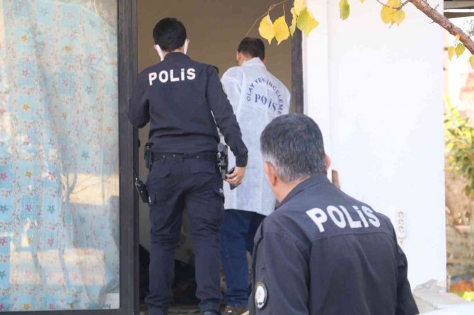 Yalnız Yaşadığı Dükkandan 2 Gün Boyunca Çıkmayınca Öldüğü Anlaşıldı