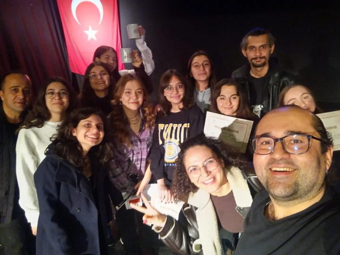 Liseli Gençler, Hayallerini Sahneye Taşıdı