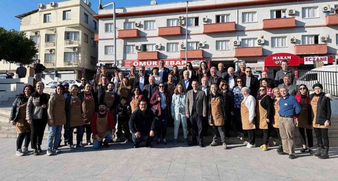 Başkanlar, Tarsus ‘Yeryüzü Pazarına’ Katıldı