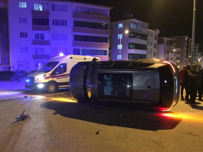 Bilecik’te Alkollü Sürücünün Karıştığı Kazada Şans Ederi Yaralanan Olmadı