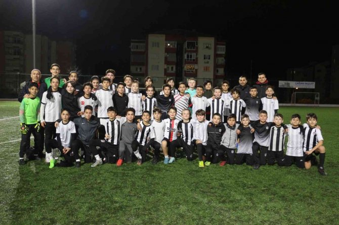 Kartalgücü U14’de Çok İddialı