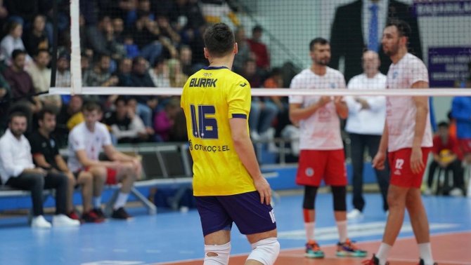 Efeler Ligi: Develi Belediyespor: 0-fenerbahçe: 3