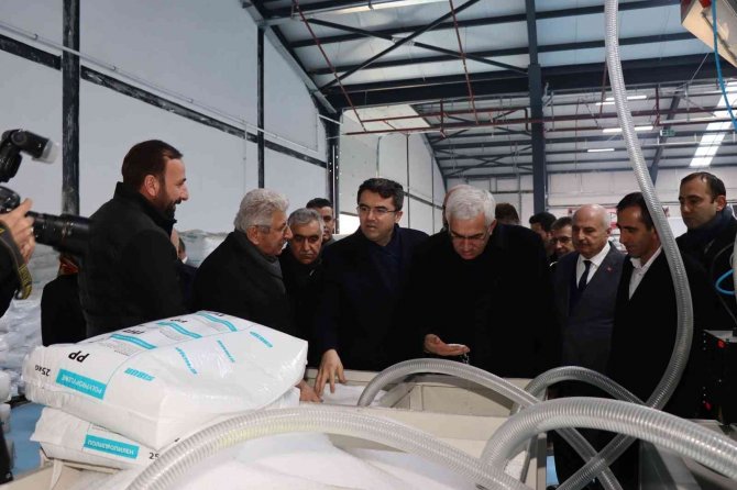 Oltu Osb’de Fabrikalar Yükseliyor