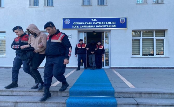 Konya-eskişehir Arası Hırsızlık Jasat’a Takıldı