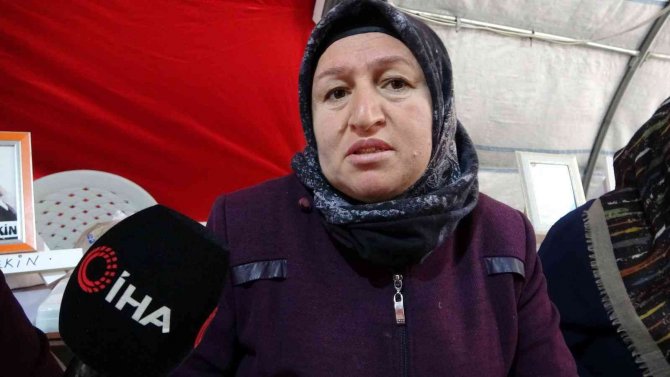 Hdp Mağduru Ailelerden Diyarbakır’a Gelen Meral Akşener’e Tepki