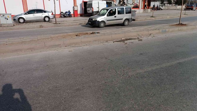 Şüpheli Şahısları Kovalayan Yunus Polisleri Kaza Yaptı: 2 Yaralı