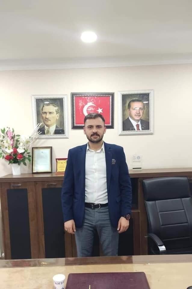 Iğdır Kadın Kolları Ve Gençlik Kolları Başkanı İstifasını Duyurdu